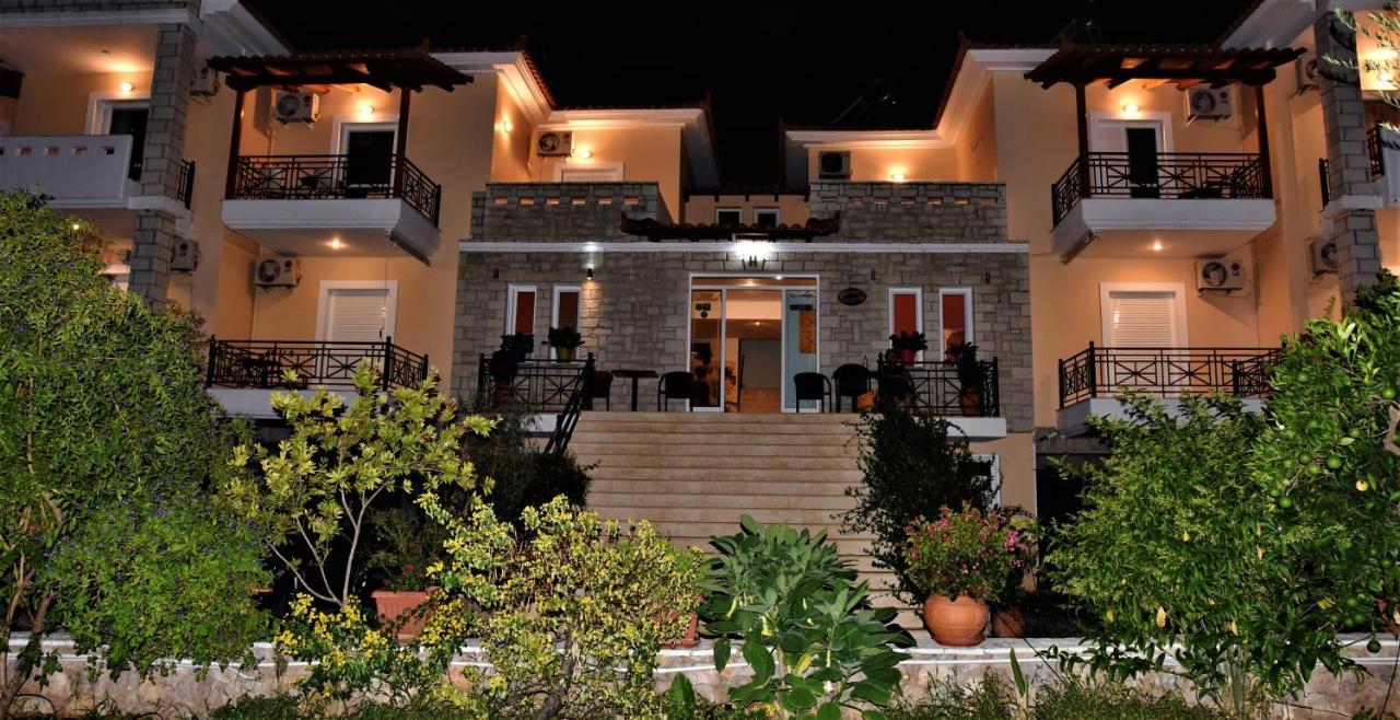 Manto Studios Tiros Ngoại thất bức ảnh